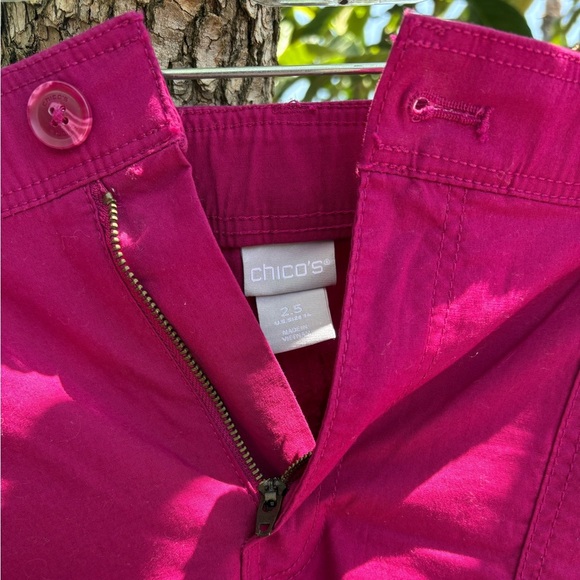 Chico’s Fuchsia Convertible Poplin Pants Size 2.5 - Picture 10 of 11
